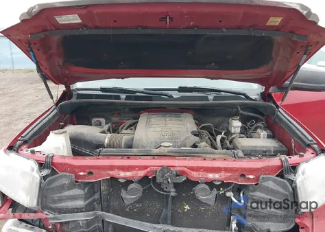 2016 Toyota Tundra Sr5 4.6L V8 z USA, uszkodzony, nr VIN 5TFUM5F15GX064720